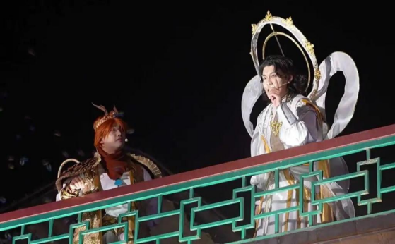 1760490902701 1760490902701