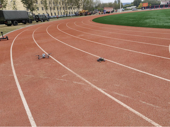 1763361644088 1763361644088